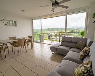 Wonderful and cozy apartment - פנמה סיטי - סלון