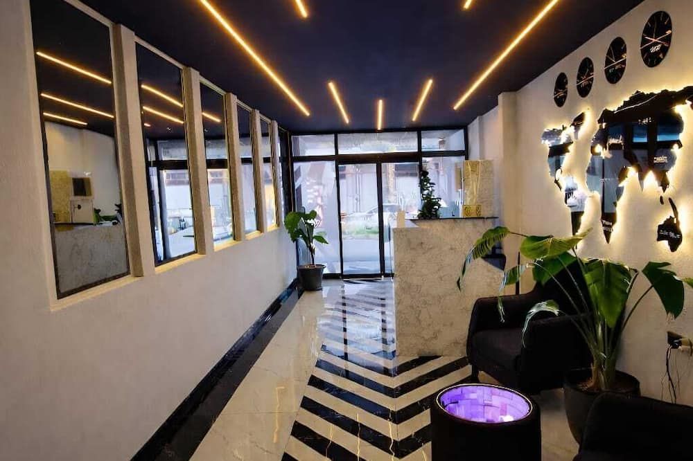 zebra otel buca - Buca