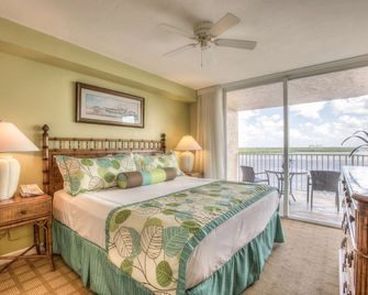 Lovers Key Resort by Distinctive Beach Rentals - Fort Myers Beach - Bedroom