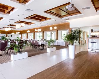 هوتل بلاتان - غدانسك - ردهة