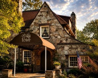 Memorable Wooden Cabin Next to Great Hiking Trails in Monteagle, Tennessee - Monteagle - Gebäude