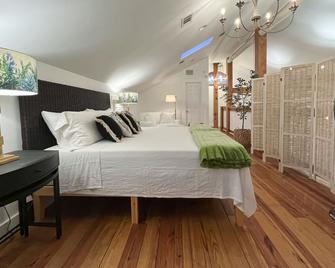Cabana Madrid - Port Royal Luxury Rental Close Proximity to Parris Island and The Sands Beach - Port Royal - Habitación