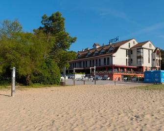 Hotel Campomar - Isla - Edificio