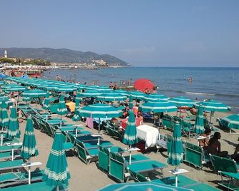 Lovely Apartment 'la Buraggia' In Diano San Pietro - Diano San Pietro - Playa