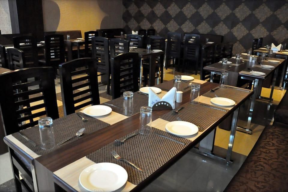 York Inn Lucknow - לאקנאו - מסעדה