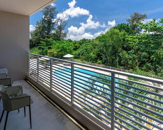 Odysis Onna Resort Hotel - Onna - Balcony