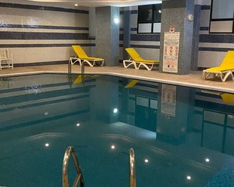City Business Monastir Center - Monastir - Pool