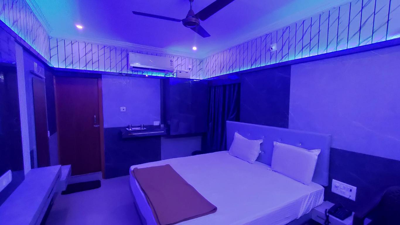 Hotel Govind Heights