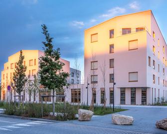 The Originals Boutique Hôtel Amiens Sud - Amiens - Building