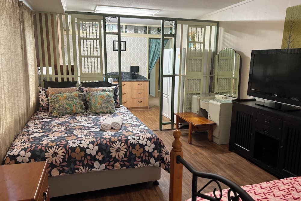XYL guests house - Caloundra - Soverom