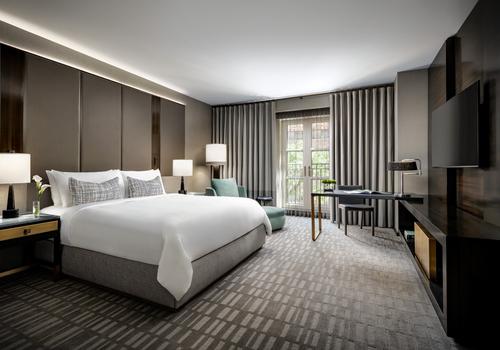 The Hazelton Hotel Toronto R5 135 R 1 6 5 3 S Reviews Kayak The Hazelton Hotel Toronto R5 135, What’s The Difference Between King And Queen Bed