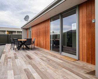 Fabulous on Fraser - Twizel - Balcony