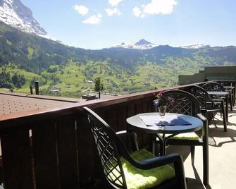 Lehmann's Herberge Hostel - Grindelwald - Balcón