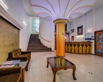 Hotel O Kamini - Pimpri - Chinchwad - Lobby