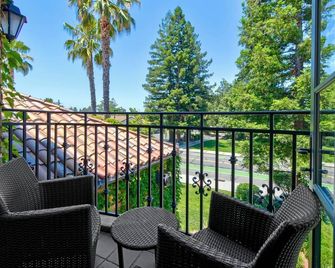 Mediterranean Unit with Outdoor Pool, Free Parking, Near Silicon Valley - Los Gatos - Балкон