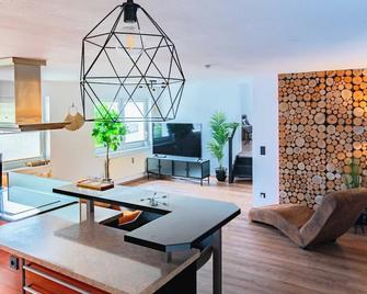 Haus Shiralee - 羅斯托克 - 客廳