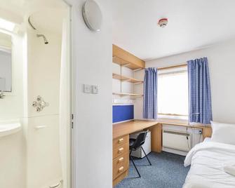 Vibrant Ensuite Rooms - Hatfield - Hostel - Hatfield - Bedroom