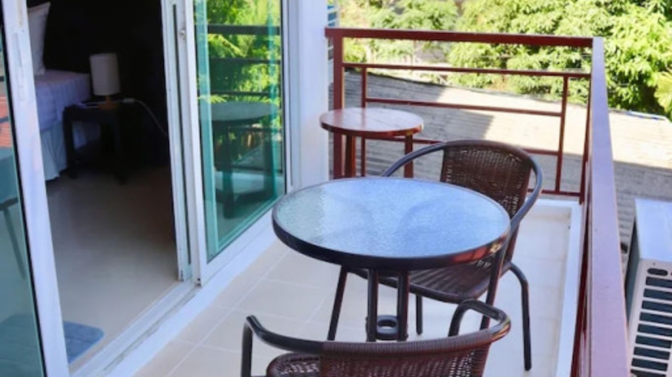 Baan Oui Phuket Guest House