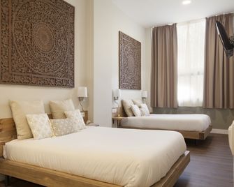 Hotel Radha - Hospitalet de Llobregat - Habitación