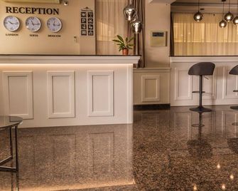 Vemara City Boutique Hotel-free parking - Varna - Front desk