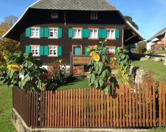 Holiday apartment Bernau for 1 - 6 persons with 3 bedrooms - Holiday apartment - Bernau im Schwarzwald - Gebäude