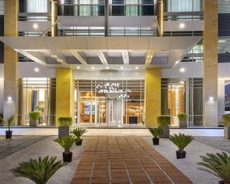 Residence Inn by Marriott Al Jaddaf - Dubai - Building
