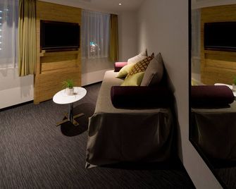 E Hotel Higashi Shinjuku - ืืืงืื - ืกืืื