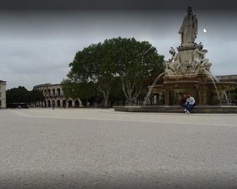 Hôtel Concorde - Centre ville de Nimes - Nimes