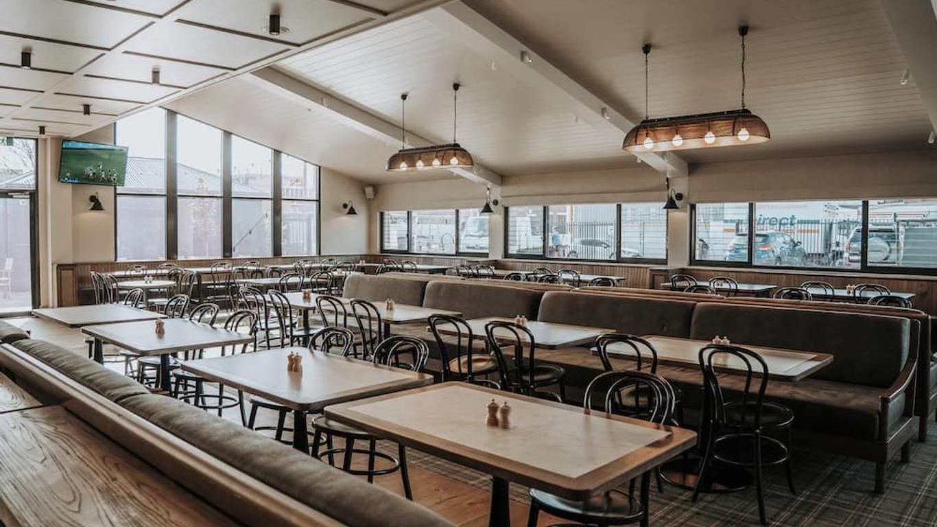 ويليام فارر هوتل