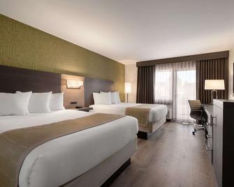 Days Hotel by Wyndham Flagstaff - Flagstaff - Bedroom