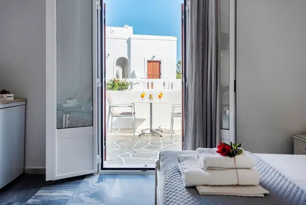 Irene Hotel - Beachfront