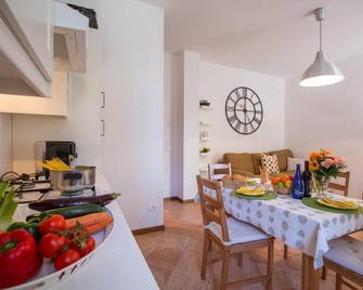 Casa Al Prato Apt. A - Varenna - Essbereich