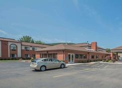 Quality Inn - Corning - Gebouw