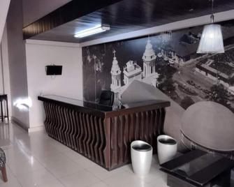 Hotel Alajuela Costa Rica Airport - Alajuela - Recepce