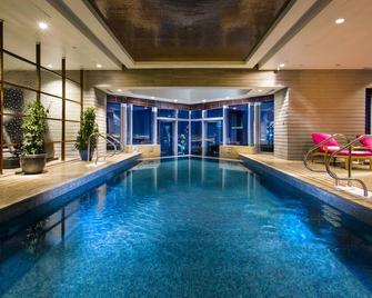 Shangri-La Apartments - Dubaï - Piscine