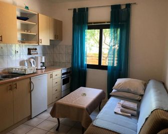 4 Sisters Apartments - Gradac