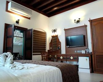 Villa De 1945 - Thalassery - Habitación