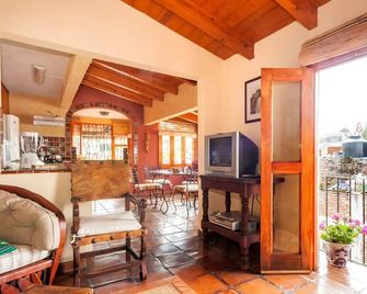 Cozy 1 Bedroom Suite The Best of San Miguel - San Miguel de Allende - Sala de estar