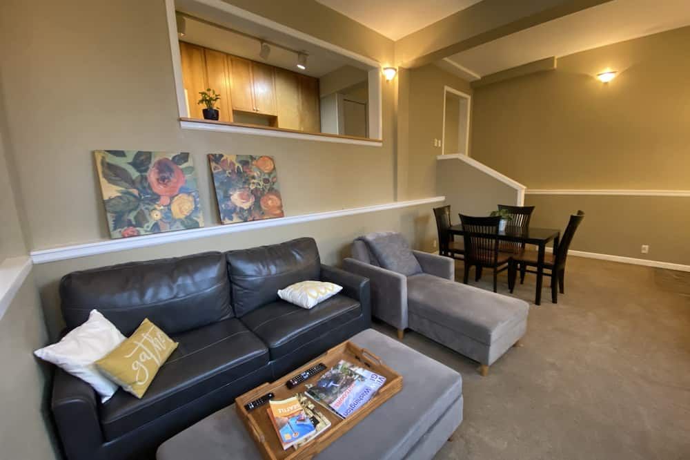 Spacious 2Bdrm walkable to UW, Shopping and More - Seattle - Stue