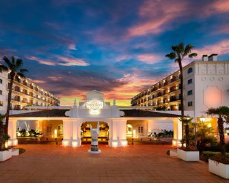 Hard Rock Hotel Marbella - Marbella - Building