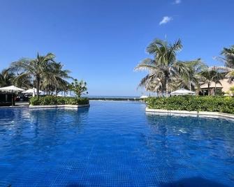 Suite & Pavilion Thien Kim - Cam Lam - Piscine