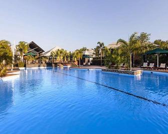 Sanctuary Resort Residence (Private Pool) - Oaks, Cable Beach - Broome - Pool