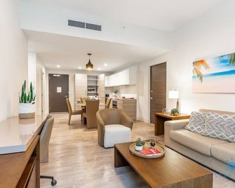 Best Stay Rooftop Pool Hollywood Beach Boardwalk - Hollywood