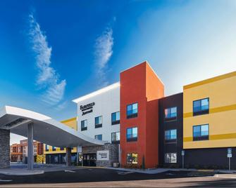 Fairfield Inn & Suites by Marriott Fresno Yosemite International Airport - Fresno - Building