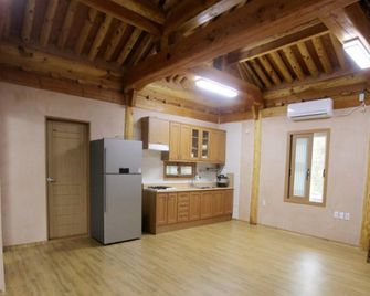 Gimcheon Hansol Hanok Stay - Gimcheon - Cocina