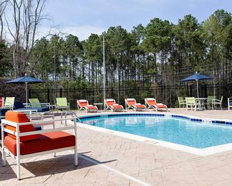 Fairfield Inn & Suites by Marriott Rockingham - Rockingham - Pool