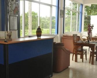 Otha Shy Airport Transit Hotel - Katunayake - Rezeption