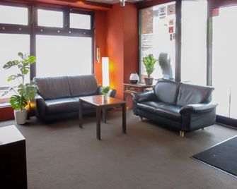 Hotel Livemax Budget Fuchu - Fuchu - Hall d’entrée