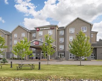 Best Western Plus Saint John Hotel & Suites - Saint-Jean - Bâtiment