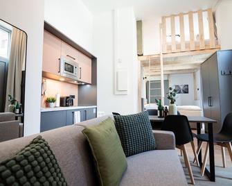 Homaris Apartments Winterhude - Hamburg - Living room